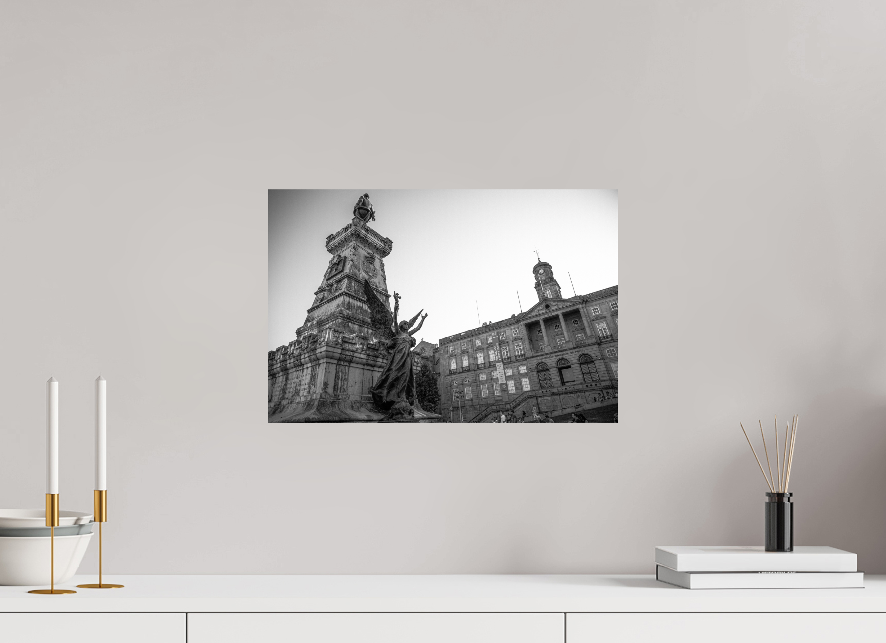 45 x 30 cm, Photo papier noir & blanc Tirage photo [ Porto - Infante D. Henrique ] - Photographie d'art