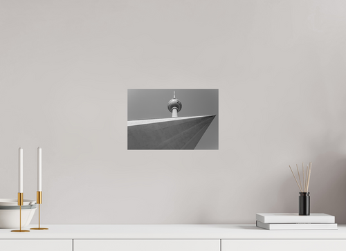 30 x 20 cm, Photo papier noir & blanc Tirage photo [ Berlin - Fernsehturm Pointe ] - Photographie d'art